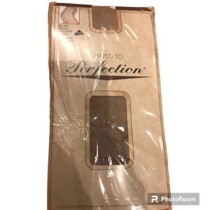 3/15$ perfection king socks nwot